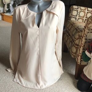 BEBE TAN SLIT CUFF TUNIC BLOUSE